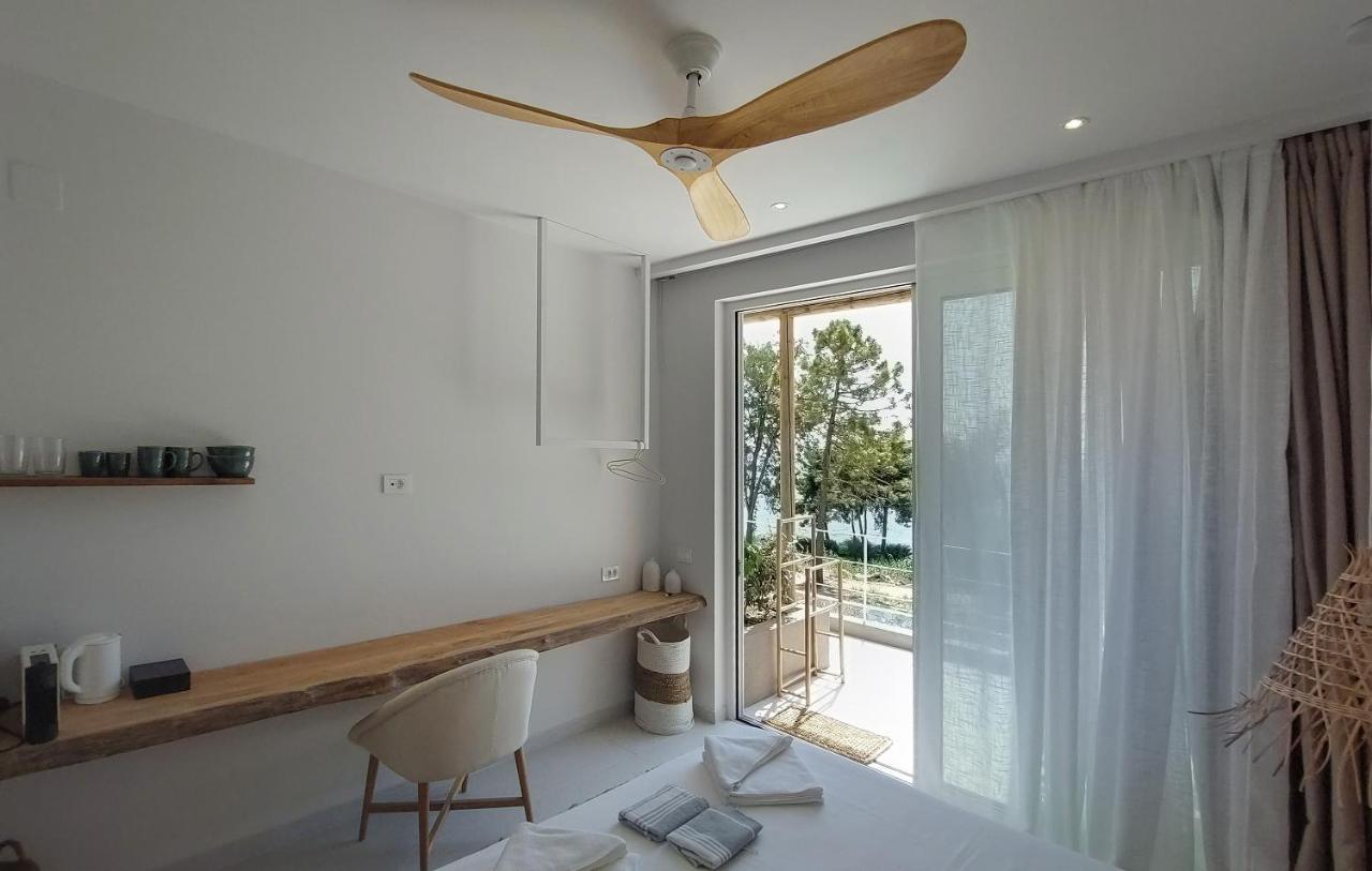 Paleros Arion Seaside Suites מראה חיצוני תמונה