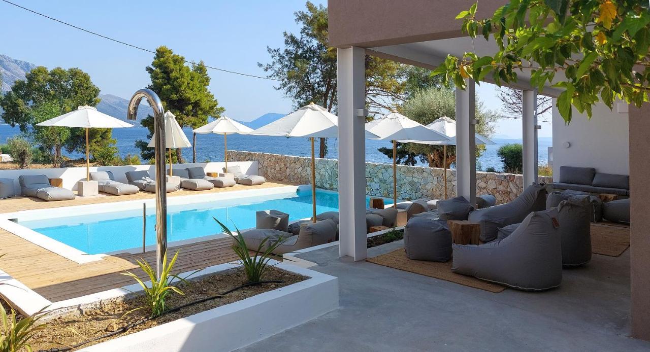 Paleros Arion Seaside Suites מראה חיצוני תמונה